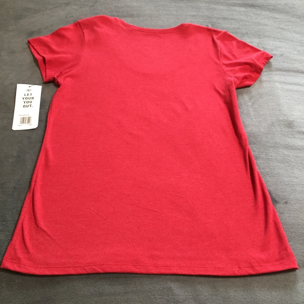 Texas Rangers Swoop Neck Tee Red NWT Med - Picture 7 of 9